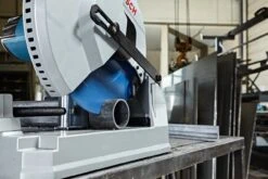 Bosch GCD 12 JL Metaal Afkortzaag - 2000W - 305mm - 0601B28000 -Bosch 29eeee81830fd820eced7d96399e4f17