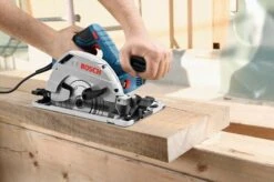 Bosch GKS 55+ GCE Cirkelzaag In L-Boxx - 1350W - 165mm - 0601682101 11 Bosch GKS 55+ GCE Cirkelzaag In L-Boxx - 1350W - 165mm - 0601682101 -Bosch 2c5a6b098761d27940ef63538b61971c