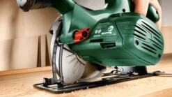 Bosch PKS 66 AF Cirkelzaag Met Geleiderail - 1600W - 0603502000 -Bosch 4cdfd0d0331e93e4904b559e2dce4a59